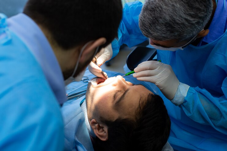 Best Operculectomy Treatment Services in Govind Nagar